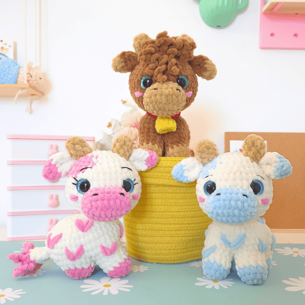 Little Cows 2 in 1 – Low-Sew Four legged Amigurumi Crochet Pattern PDF