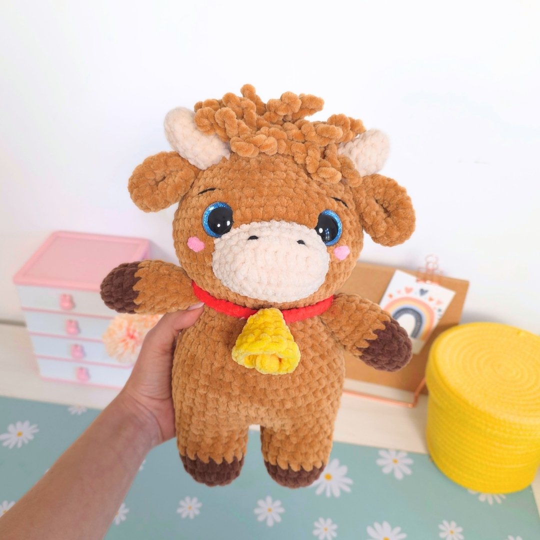 Cute Highland Cow Low-Sew Amigurumi Crochet Pattern PDF - HUGurumi
