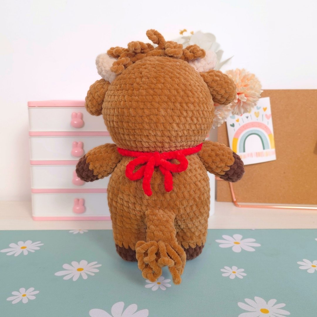 Cute Highland Cow Low-Sew Amigurumi Crochet Pattern PDF - HUGurumi