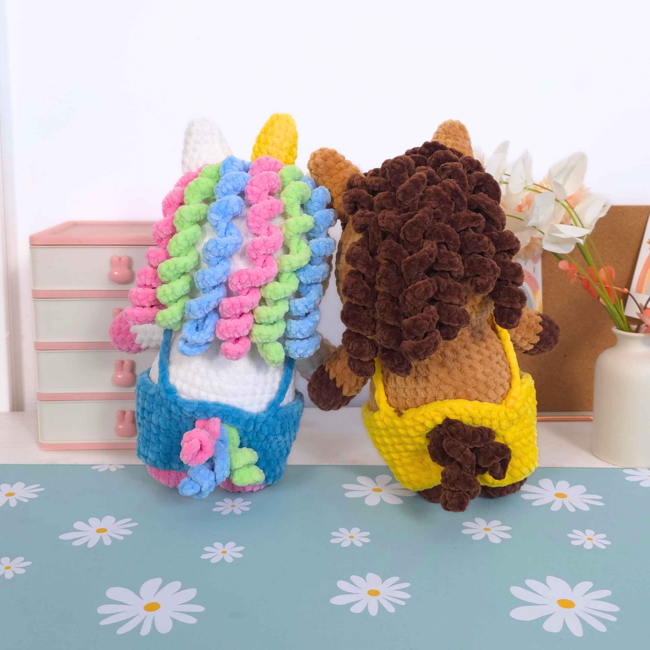 Cute Horse and Unicorn Low-Sew Amigurumi Crochet Pattern PDF - HUGurumi