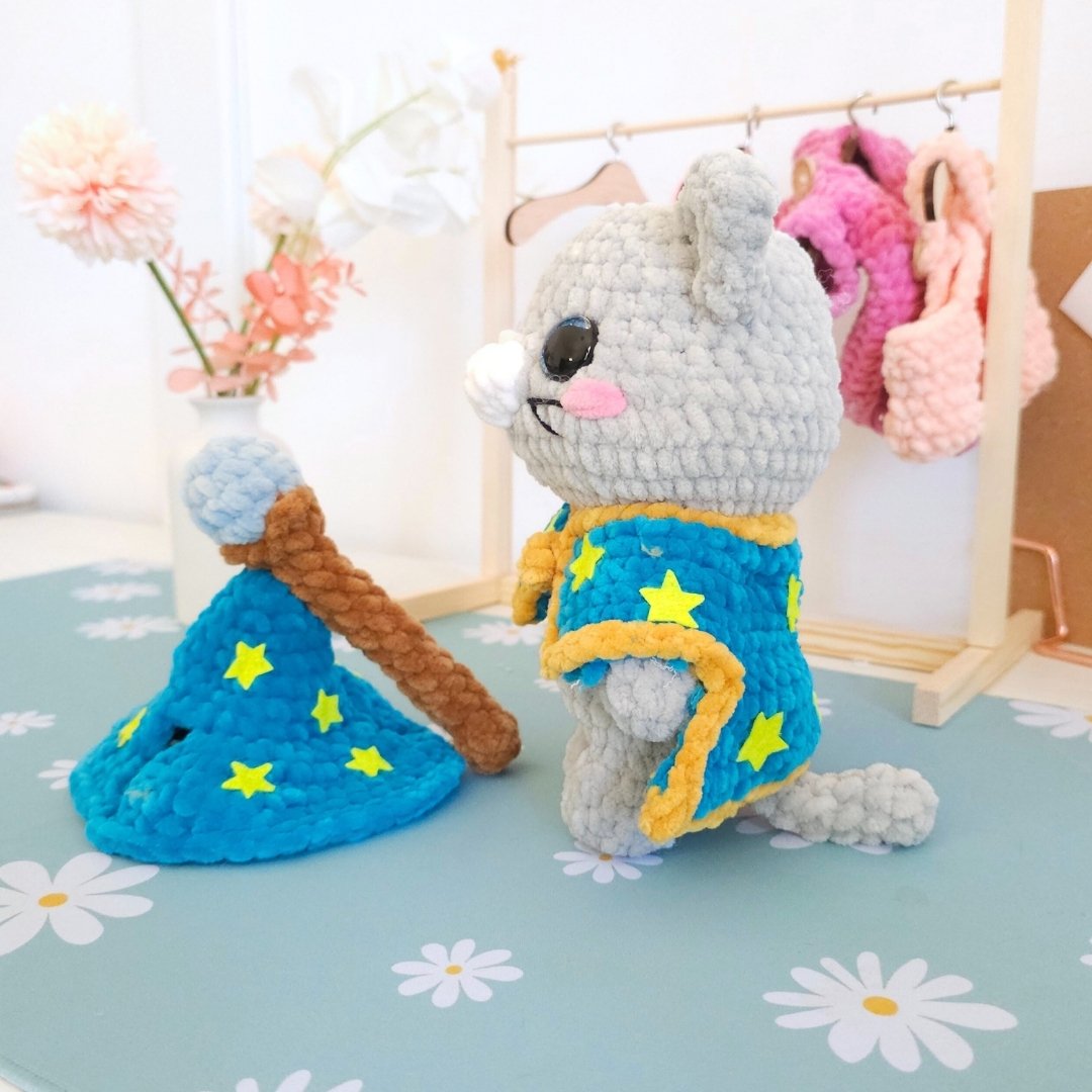 Cute Cat Wizard Low-Sew Amigurumi Crochet Pattern PDF - HUGurumi