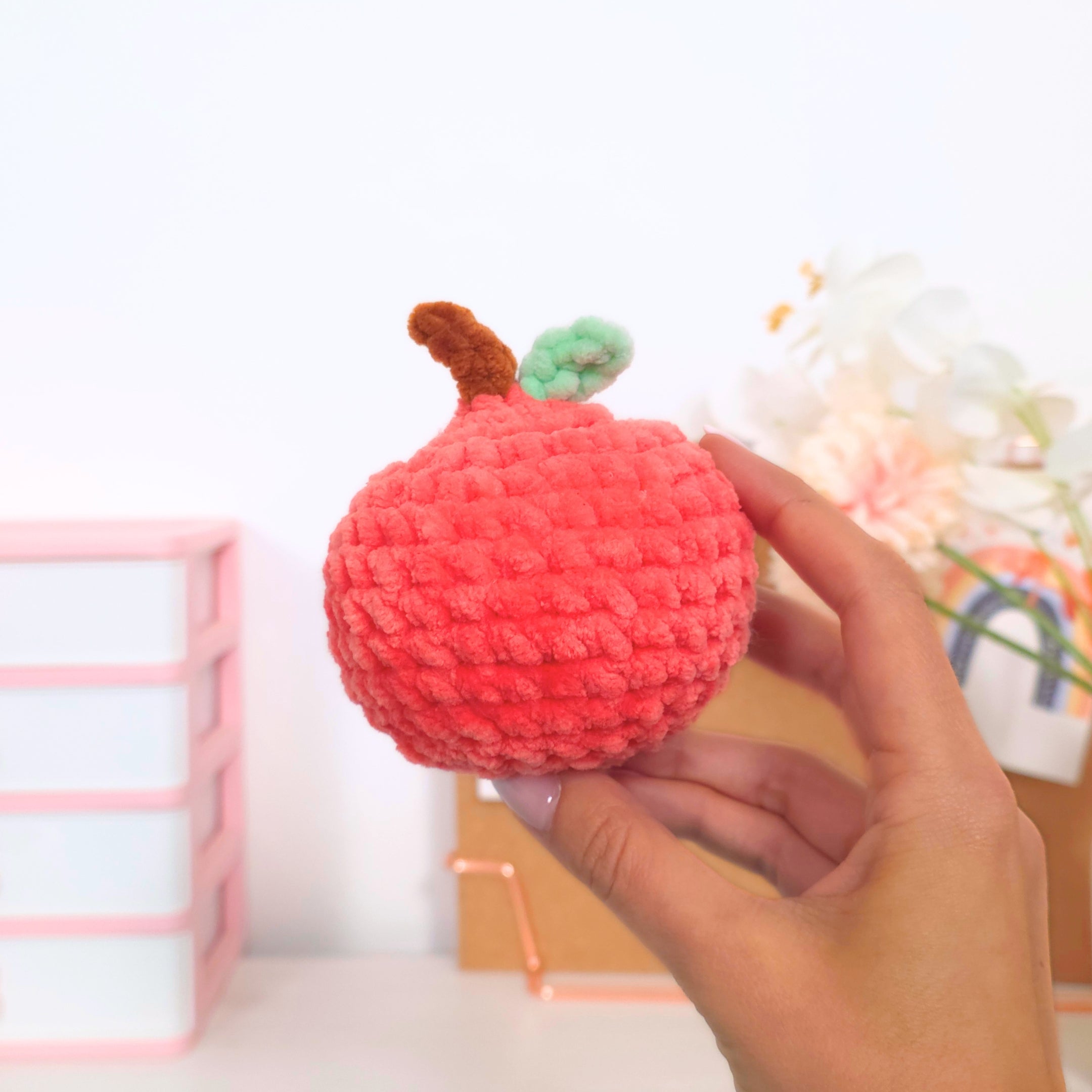Cute Apple With Worm Low-Sew Amigurumi Crochet Pattern PDF - HUGurumi