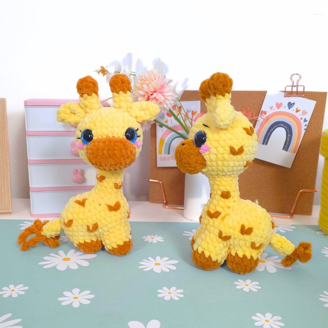 Little Giraffe โ Low-Sew Amigurumi Crochet Pattern PDF