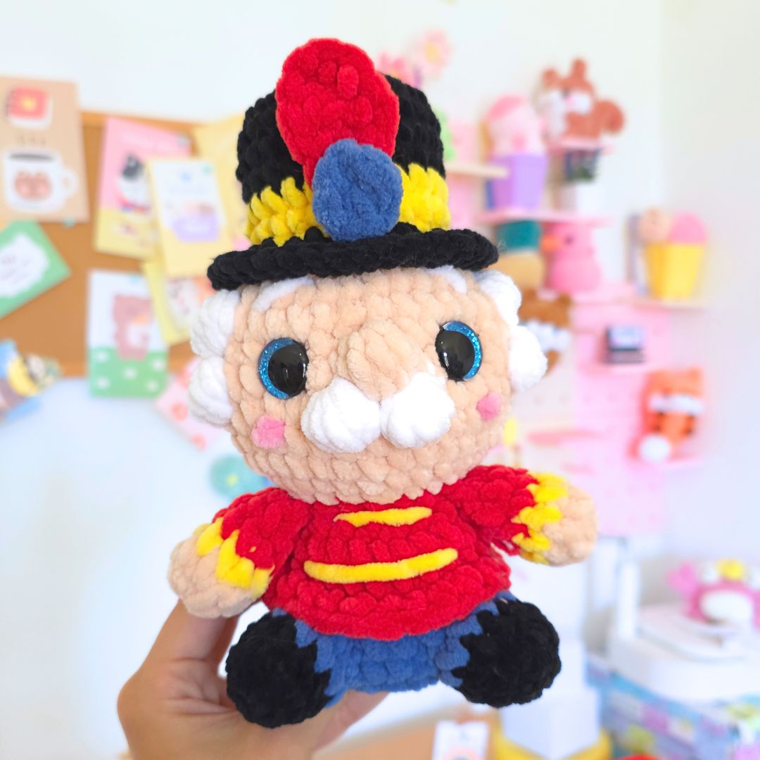 Mini Nutcracker โ Low-Sew Amigurumi Crochet Pattern PDF