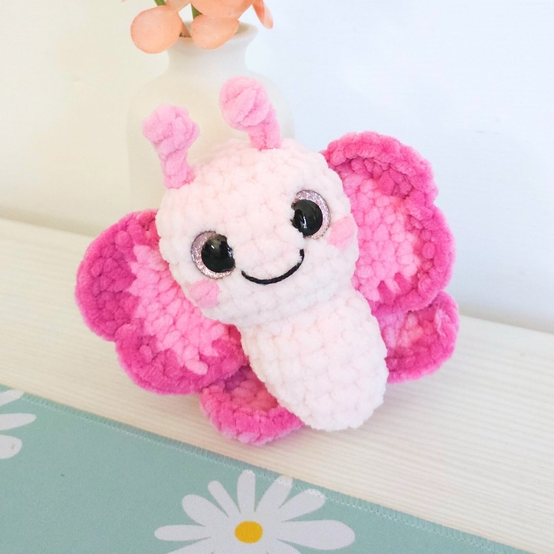 Cute Butterfly Low-Sew Amigurumi Crochet Pattern PDF - HUGurumi