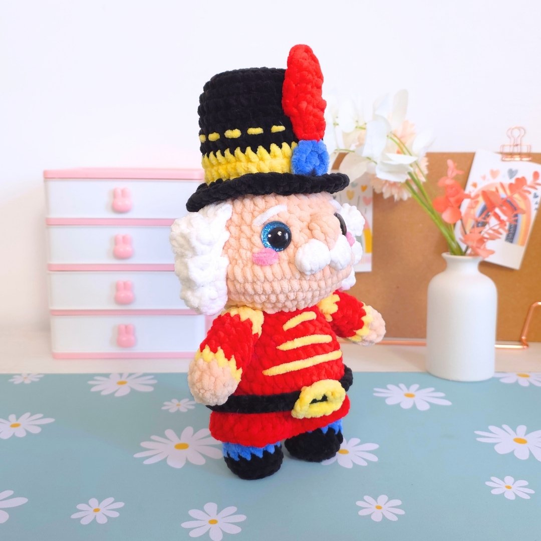 Cute Nutcracker Low-Sew Amigurumi Crochet Pattern PDF - HUGurumi