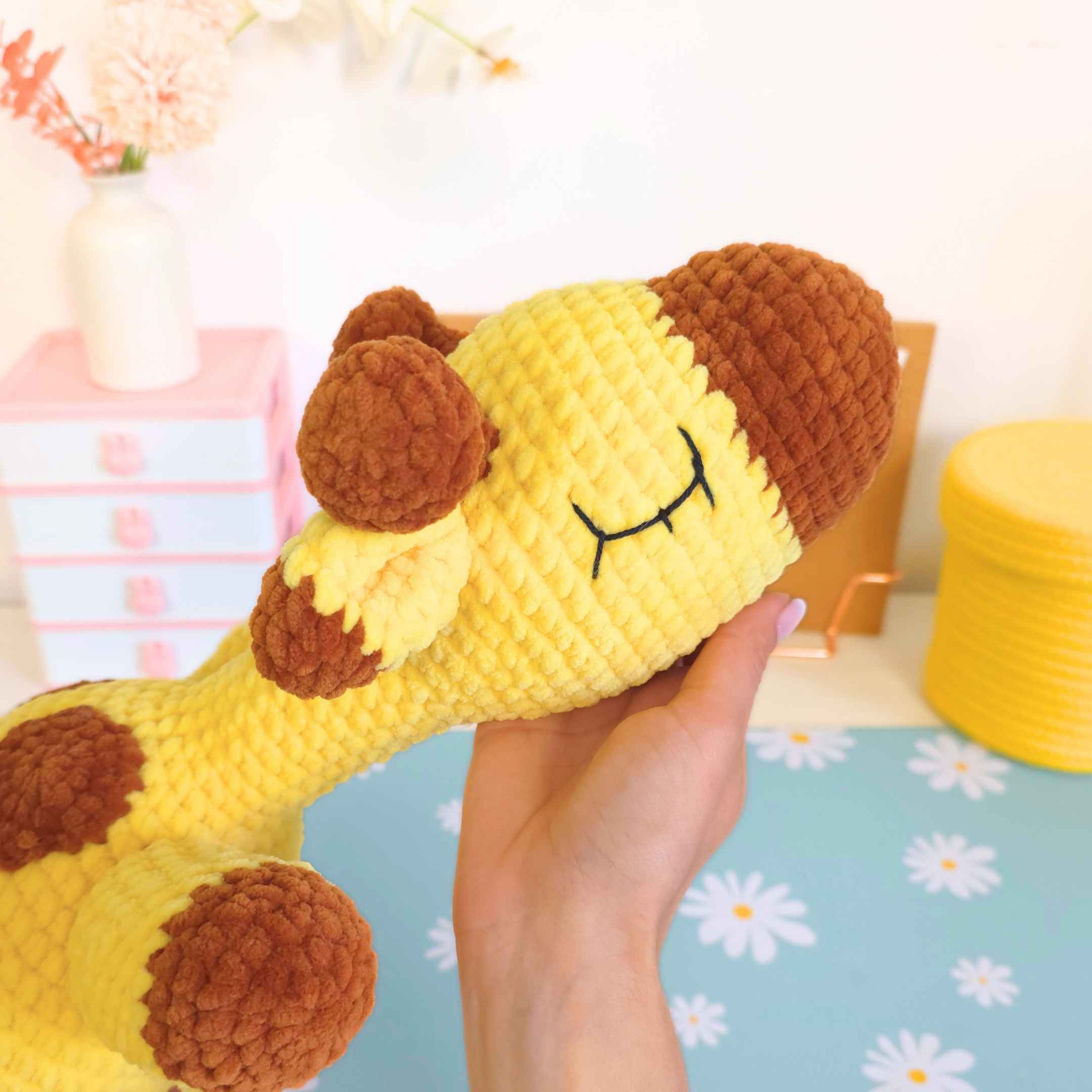 Cute Giraffe Huggable Plush Amigurumi Crochet Pattern PDF - HUGurumi