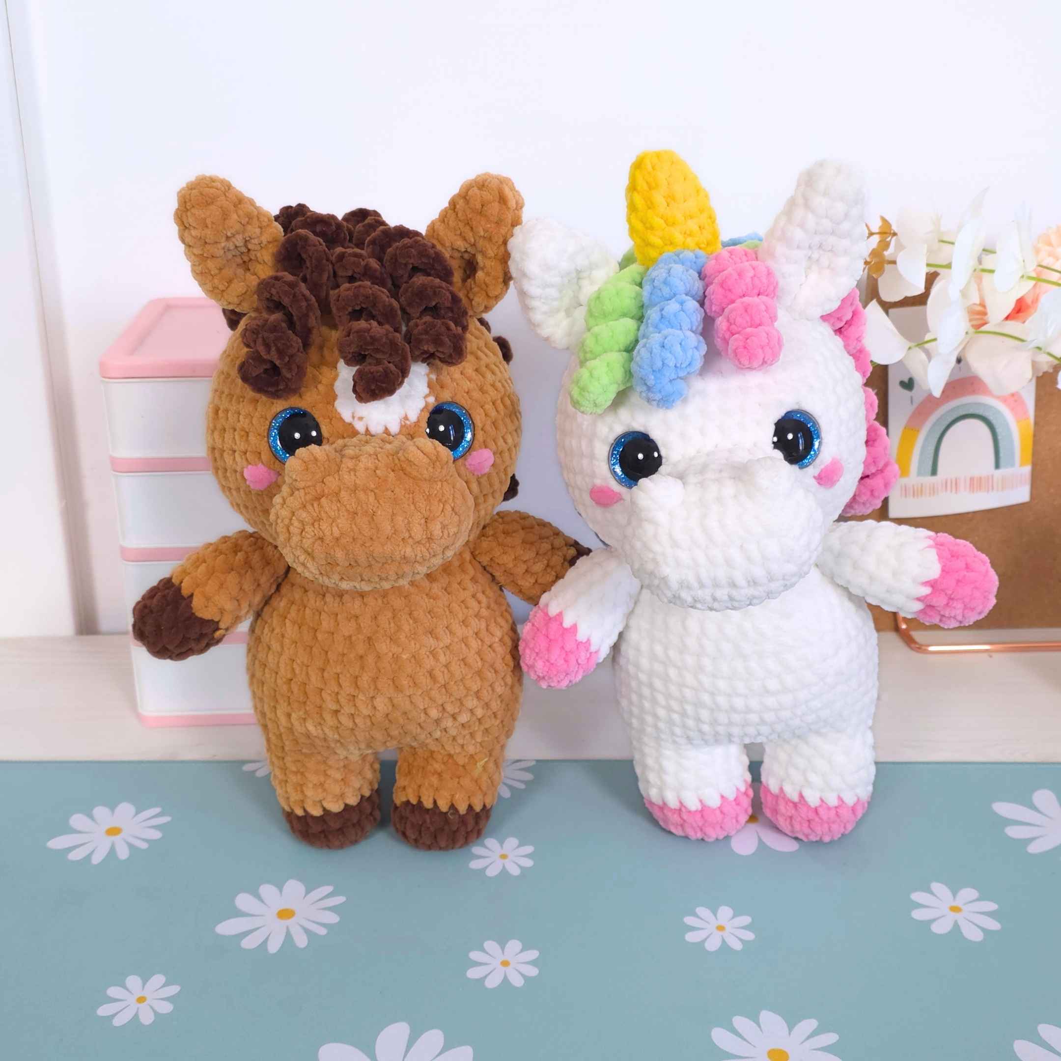 Cute Horse and Unicorn Low-Sew Amigurumi Crochet Pattern PDF - HUGurumi