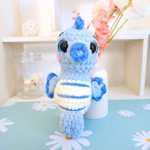 Cute Seahorse Low-Sew Amigurumi Crochet Pattern PDF - HUGurumi