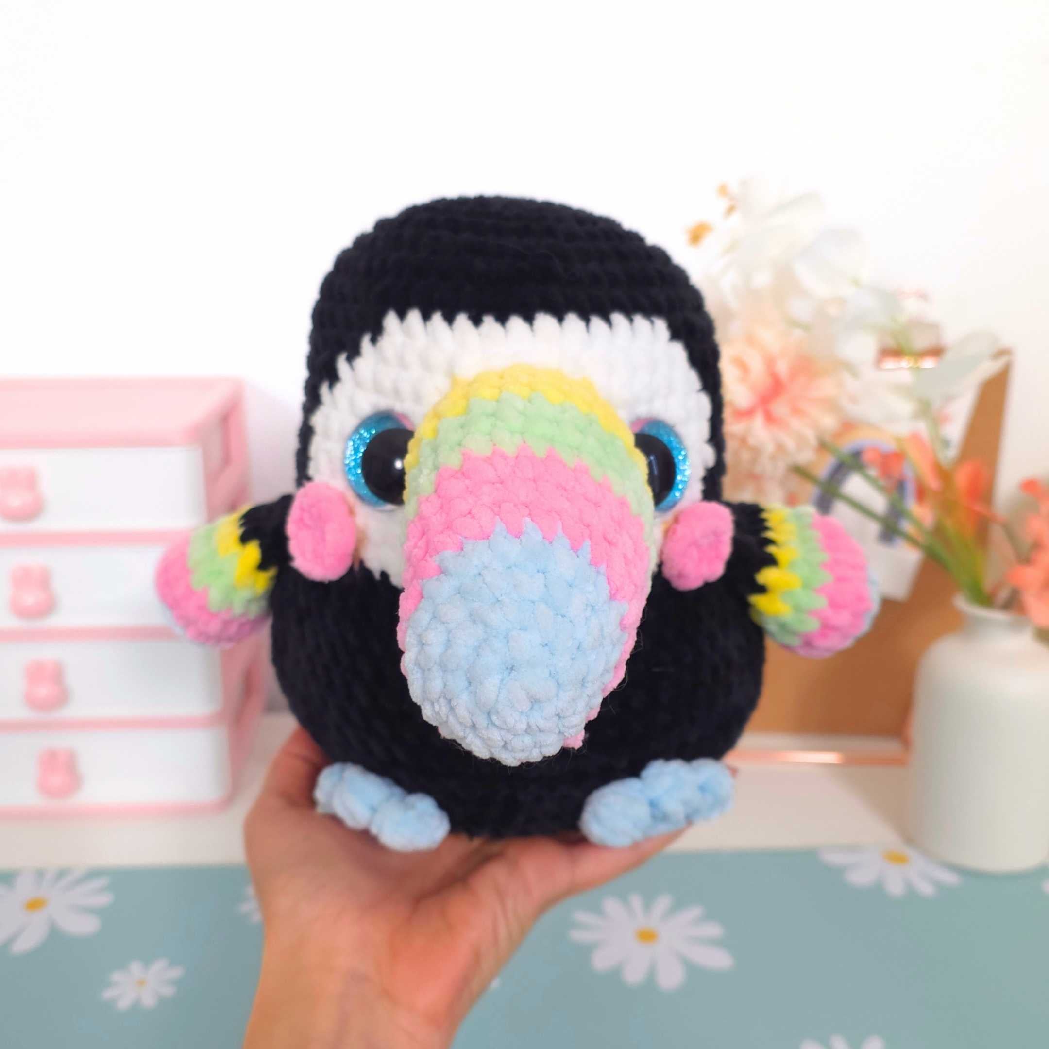 Cute Toucan Amigurumi Crochet Pattern PDF - HUGurumi